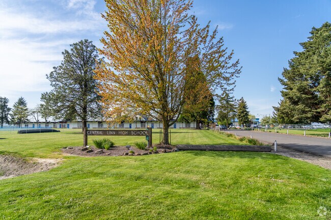 Central Linn High School is a public school serving grades 9-12 in Shedd, Oregon.