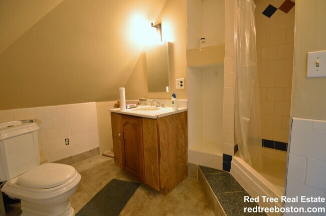 305 Central St, Auburndale, MA 02466 - photo 5