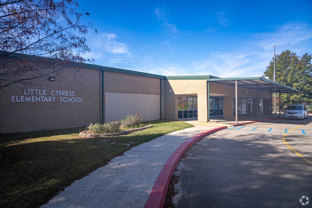 Little Cypress Elementary School cultivates a nurturing environment  in Orange.