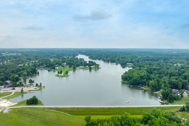 Lake Lorelei derives its name from its central lake, which was created in 1968 as the merger of three separate bodies of water.