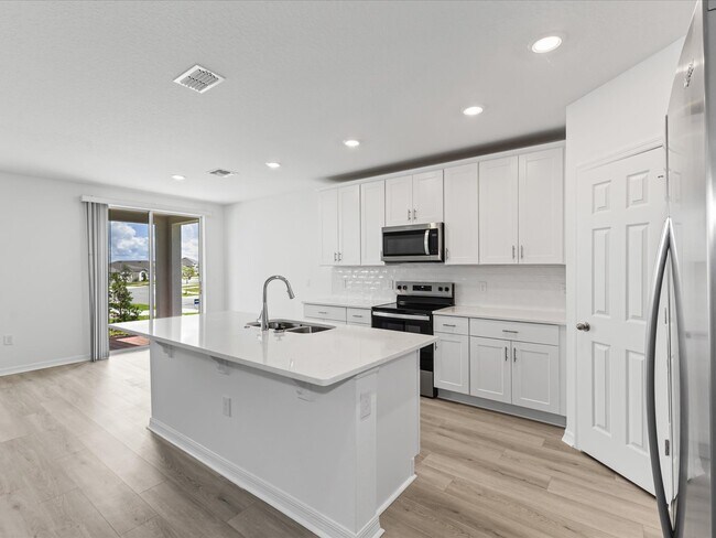 1345 Hanoverian Dr, Lake Alfred, FL 33850 - photo 4