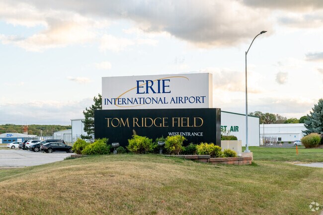 The Erie International Airport is located 10 miles from Mercyhurst.