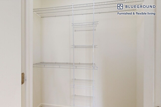 80 N Central Ave unit FL3-ID2193A, Long Island, NY 11570 - photo 7