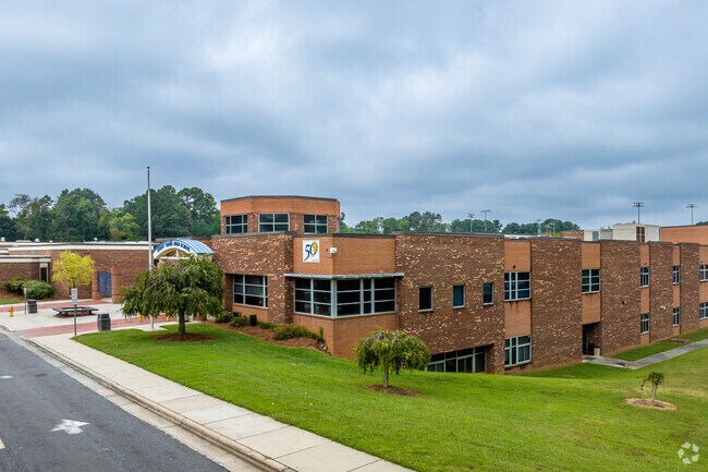 Mount Tabor High School serves the Peace Haven community.