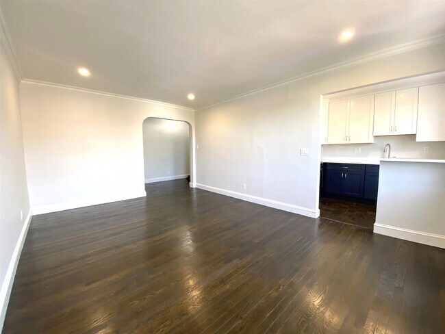 Cambridge Court unit R5B, Cambridge, MA 02139 - photo 7