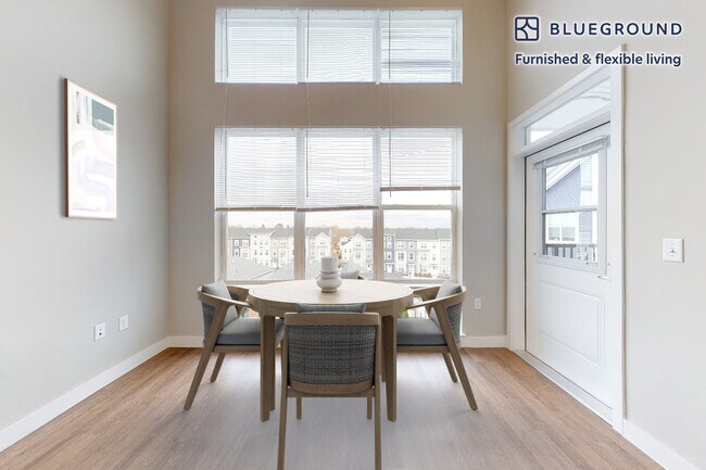 155 Lenox St unit FL1-ID5643A, Norwood, MA 02062 - photo 5