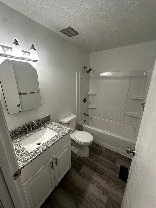 6846 Emerald Ave unit 6842, Enon, OH 45323 - photo 4