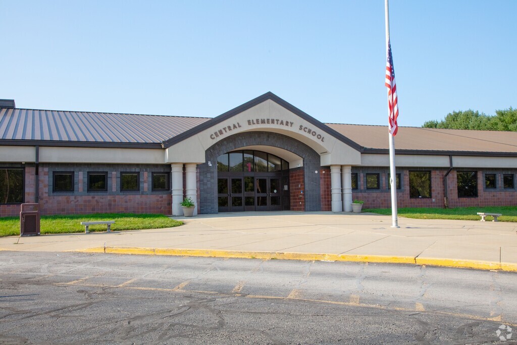 Central Elementary School serves students in the Jefferson Township community.