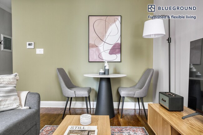 432 E 13th St unit FL2-ID923, New York, NY 10009 - photo 2