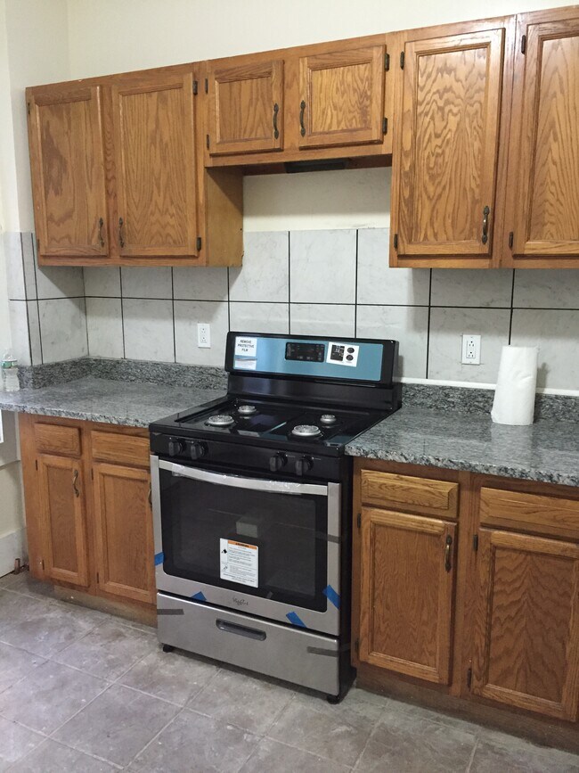 75 Heath St unit 2, Jamaica Plain, MA 02130 - photo 4