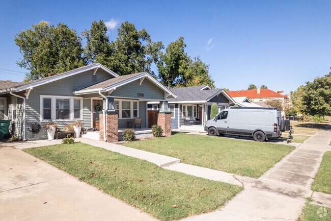 Jefferson Park attracts residents who love the outdoors.