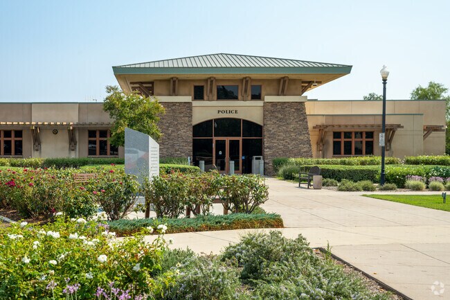 Greer Ranch has a CAP Index crime score of 3 out of 10, compared to the national average of 4 ou