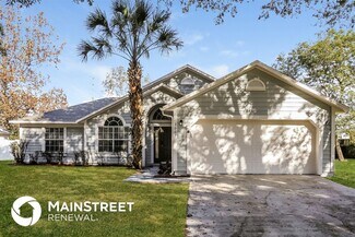 3007 E Beaumont Ln, Eustis, FL 32726