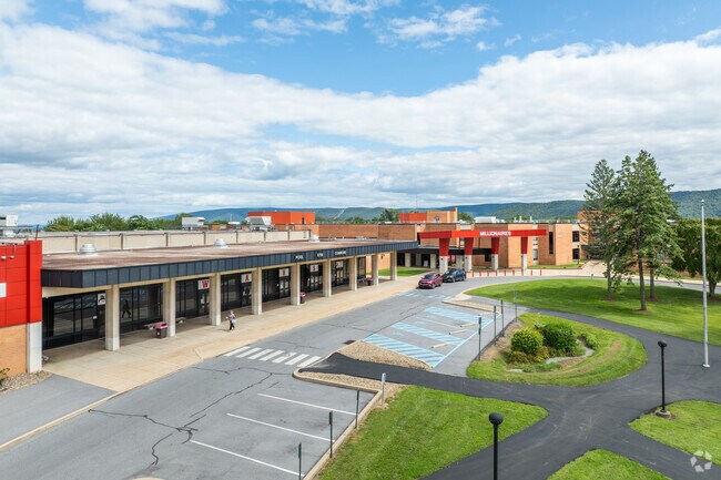 Williamsport Area Senior High School serves 1,479 students.