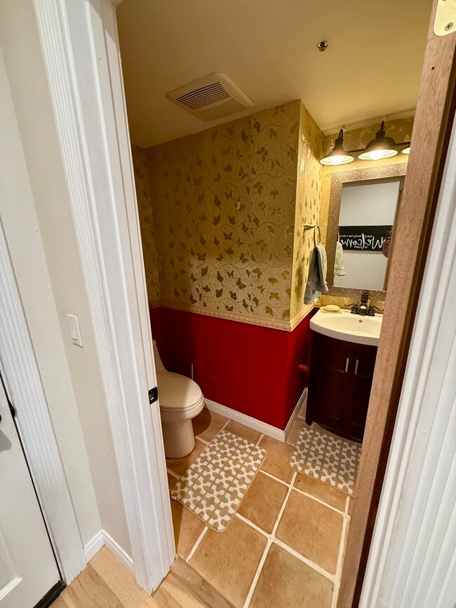 Powder room