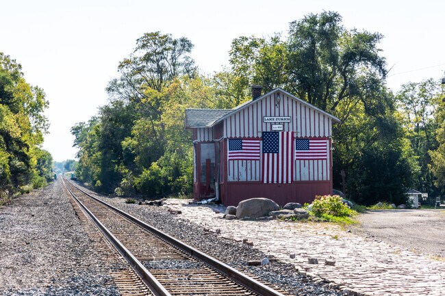 West Hawthorn Hills is near the Lake Zurich Metra Station.