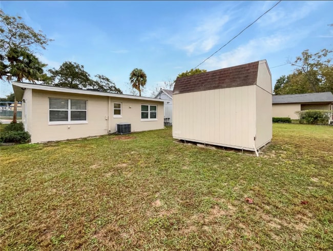 930 School St, Clermont, FL 34711 - photo 5