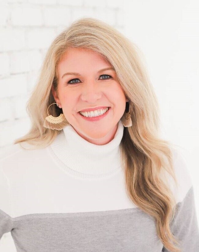 Danae Hewitt Real Estate Agent in Irving, TX