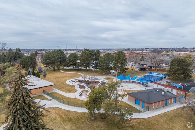 There are lots of nearby parks in Moses Lake to enjoy.