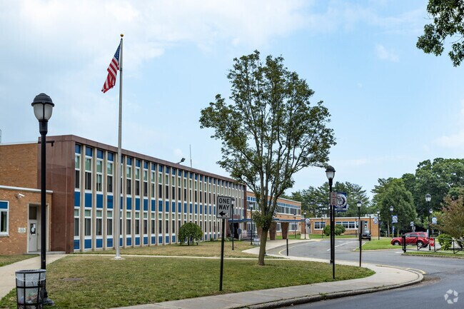 George W. Hewlett High School enrolls about 1,000 students in Hewlett, New York.