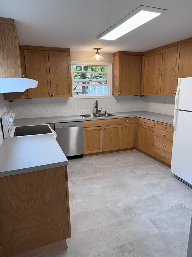 4509 SW Taylors Ferry Rd Unit A, Portland, OR 97219
