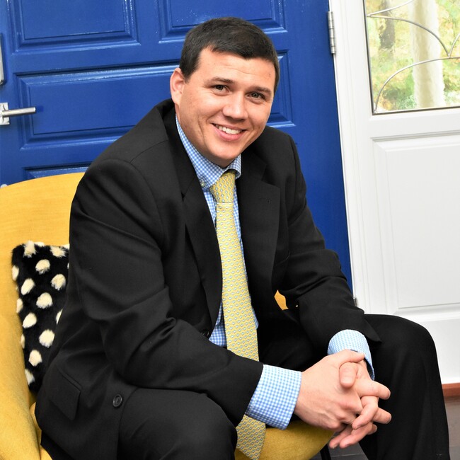 Agent Photo