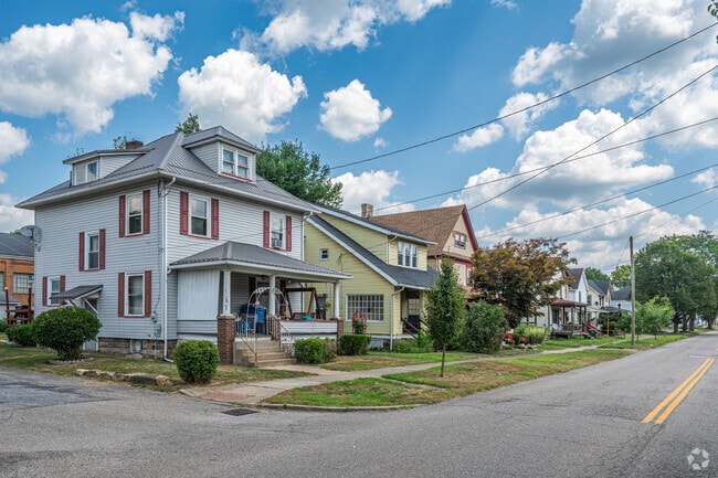 The architecture of the homes in Lisbon tells the story of this great town.