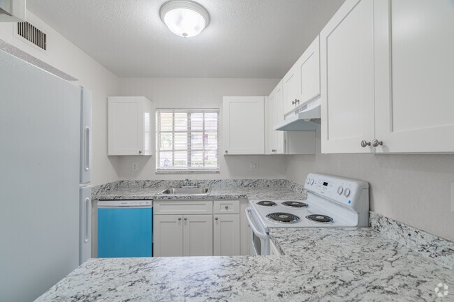 Villas at Palm Beach, West Palm Beach, FL 33415 - photo 3