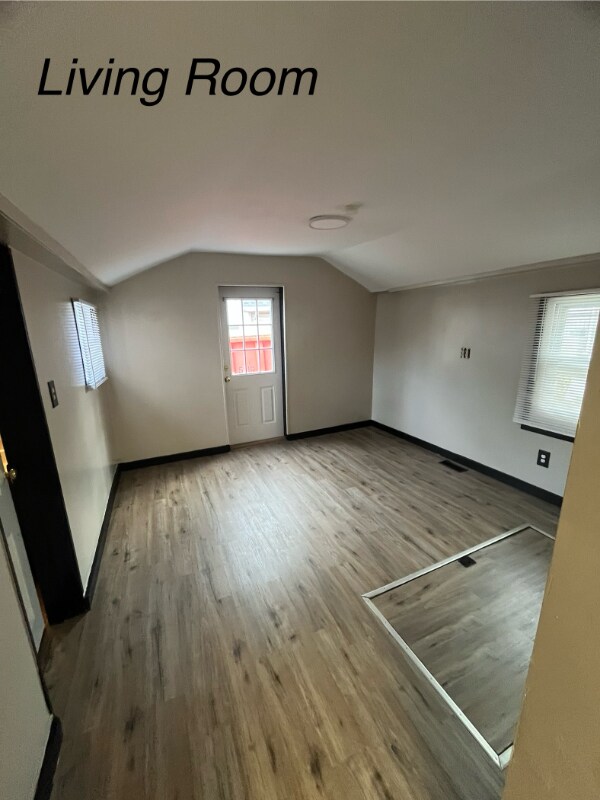 2201 Station Rd unit back, Erie, PA 16510 - photo 3