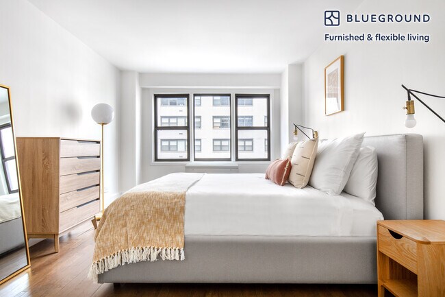 220 E 63rd St unit FL9-ID567, New York, NY 10065 - photo 7