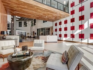 550 W Date St, San Diego, CA 92101