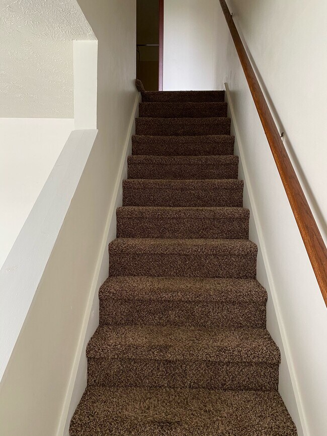 104 Hidden Cove unit 106, Scott Depot, WV 25560 - photo 5