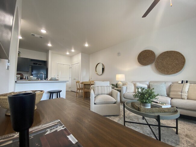 Country Club Village, San Antonio, TX 78229 - photo 3