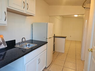 2109 E Bougainvillea Ave, Tampa, FL 33612