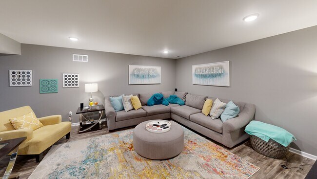 130 Royal Inverness Pkwy, Dardenne Prairie, MO 63368 - photo 2