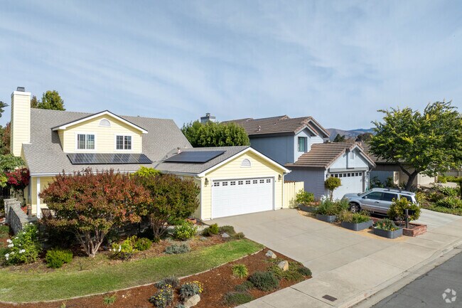 LOVR Creekside Area has many modern homes to choose from.