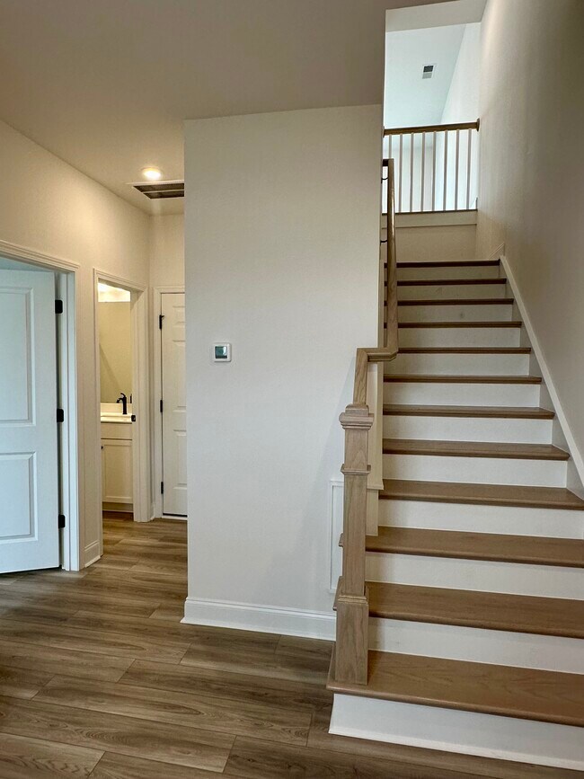 3232 Drift St, Charlotte, NC 28278 - photo 6