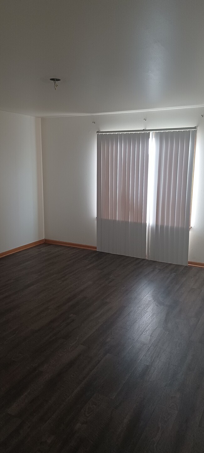 5620 W Beloit Rd unit 5620, West Allis, WI 53214 - photo 3