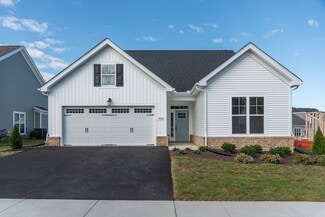 5013 Stavely Rd, Chester, VA 23831