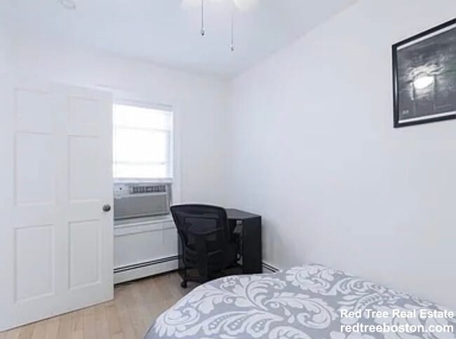 148 W 3rd St unit 2, Boston, MA 02127 - photo 6