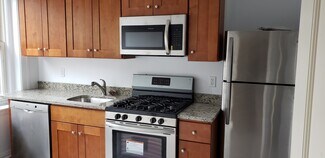 235 Freeman St Unit 5, Brookline, MA 02446