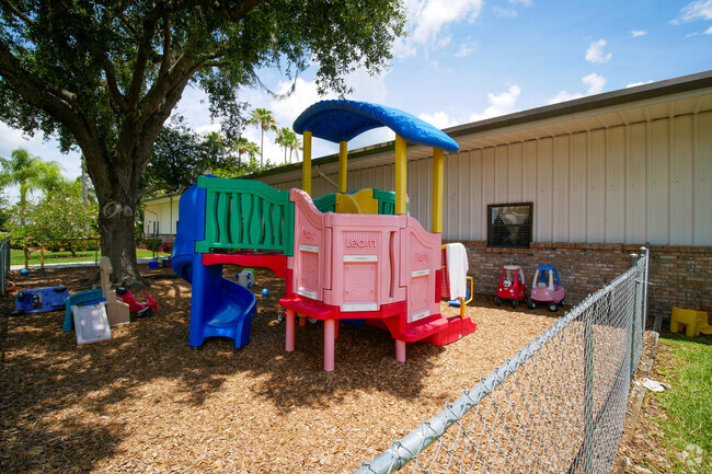 Calvary Chapel Christian School has a small playground.