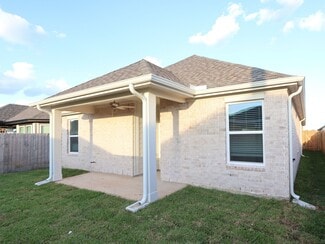 8055 Kay Harbor Dr, Cypress, TX 77433