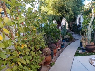 7649 Beckett St, Los Angeles, CA 91042