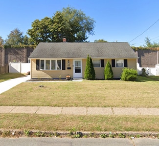 466 Windsor Dr, Bellmawr, NJ 08031