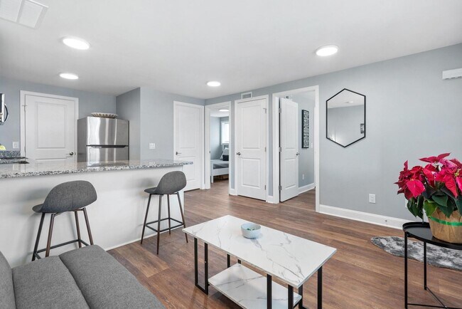 Riverview Apartments Located Near OSU Campus, Columbus, OH 43202 - photo 5