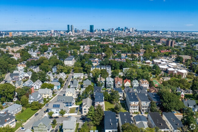 As just one of many neighborhoods of Boston, Washington Park is one of the most charming.