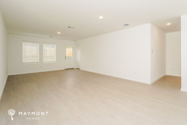 14903 Warwick Shire, San Antonio, TX 78254 - photo 4