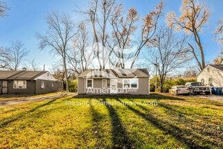 8620 Graham Ln, Berkeley, MO 63134