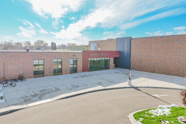 Somerset Middle School is ranked as the #6 best public middle school in St. Croix County.